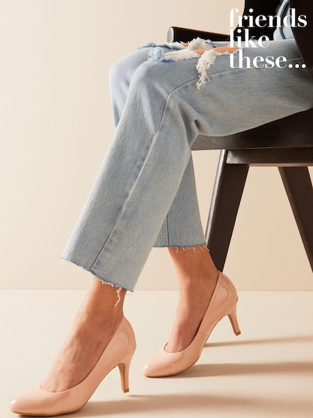 Patent kožne barve - Friends Like These Low Heel Court Shoes (R63643) | € 22