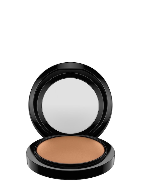 MAC Mineralize Skinfinish (R67985) | €39