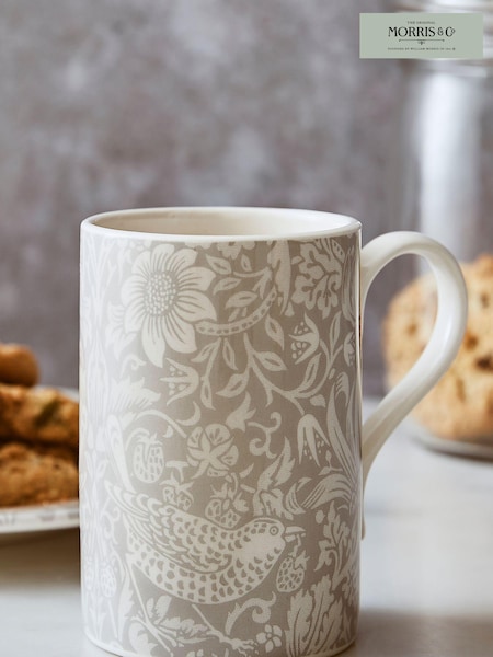 Morris & Co. Set of 4 Grey by Spode Strawberry Thief 12oz Mugs (T07390) | €46