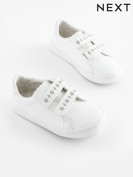 Bela - Trainers (T11811) | € 15 - € 17