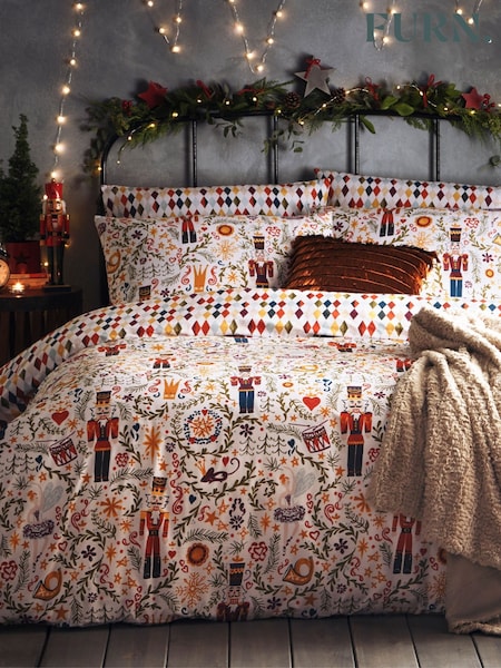 furn. Multicolour Nutcracker Christmas Reversible Duvet Cover and Pillowcase Set (T20500) | € 17 - € 35