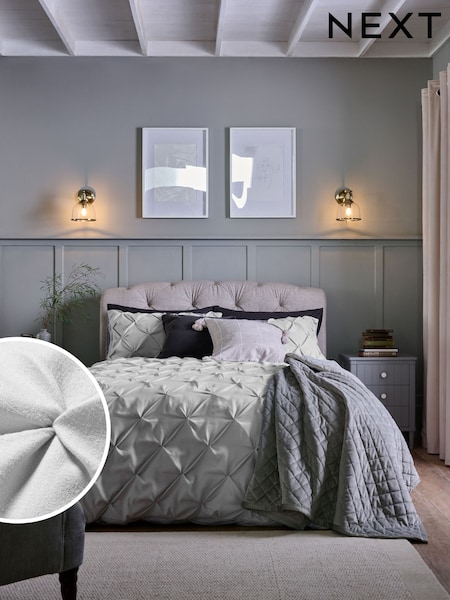 Grey Pinch Pleat Soft Touch Brushed Duvet Cover & Pillowcase Set (T48133) | €23 - €40