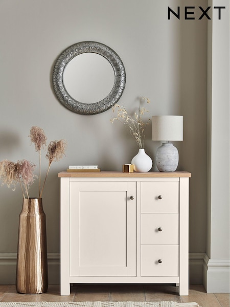 Cream Malvern Oak Effect Small Sideboard (T48185) | €400