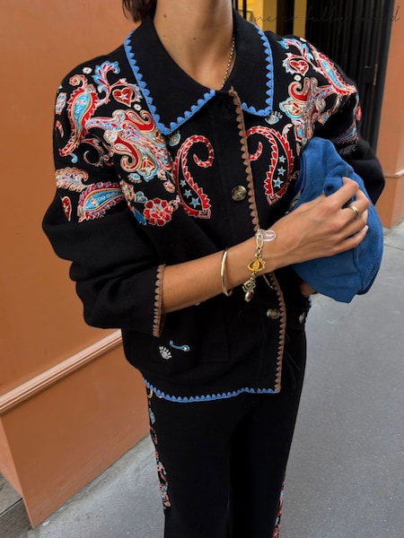 Schwarz - Never Fully Dressed Embroidered Paisley Cardigan