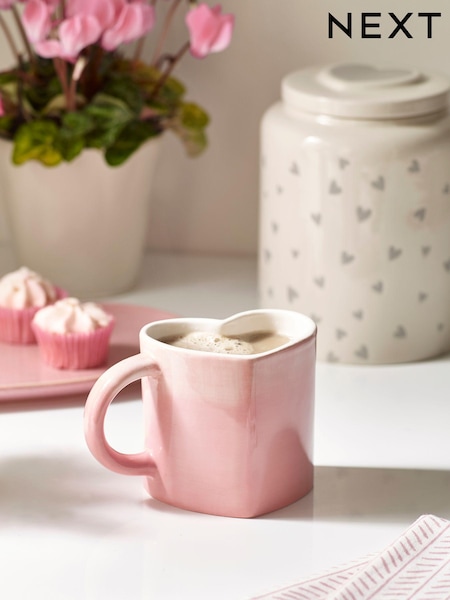 Heart Shaped Mug (T54135) | € 6