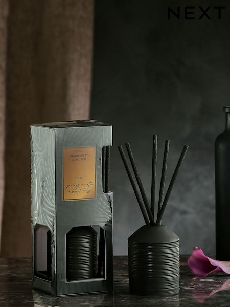 Pomegranate and Black Lily 100ml Fragranced Reed Diffuser (T61611) | €23.50
