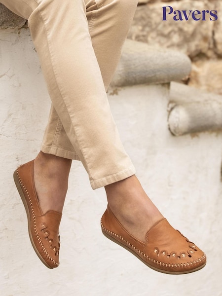 Pavers Leather Slip-On Pumps (T74066) | €50