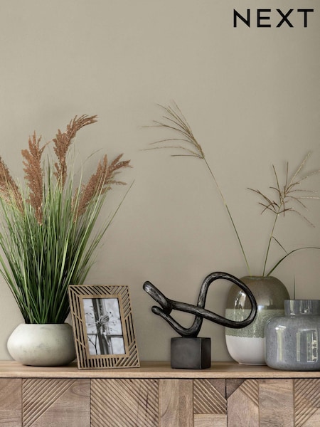 Mid Warm Beige Ultimate Multi-Surface 2.5L Paint (T82901) | €52