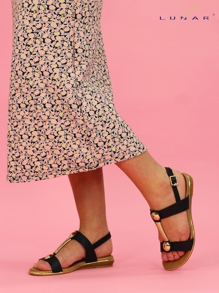 Lunar Renoir Sandals (T86091) | €44