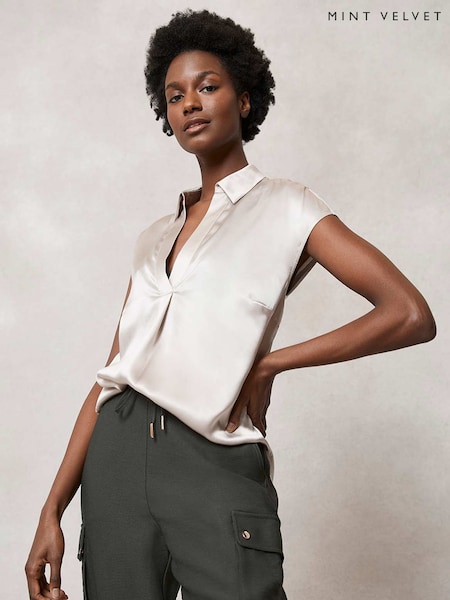 Mint Velvet Silk V-Neck Shirt (T88887) | €109