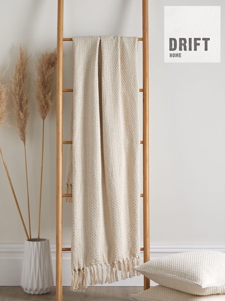 Drift Home Cream Hayden Throw (T91253) | €27