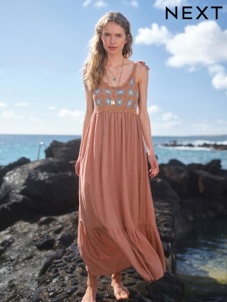 Braun - Crochet Panel Maxi Strappy Dress (U02680) | 26 €