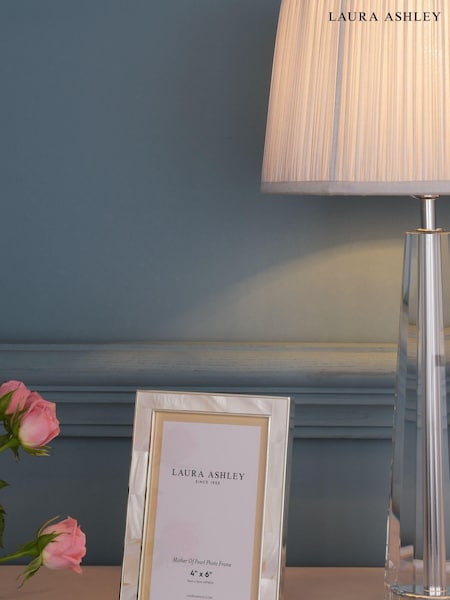 Laura Ashley Natural Mother Offaux Pearl Picture Frame (U03039) | €34