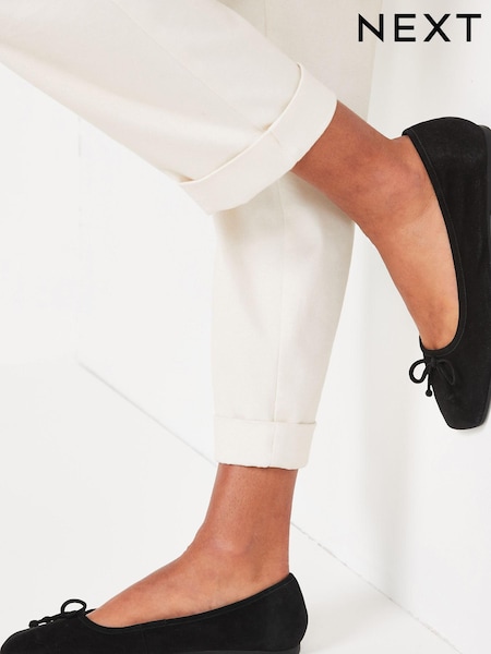 Czarny - Signature Angle Toe Bow Ballerina Shoes (U20702) | 108 zł