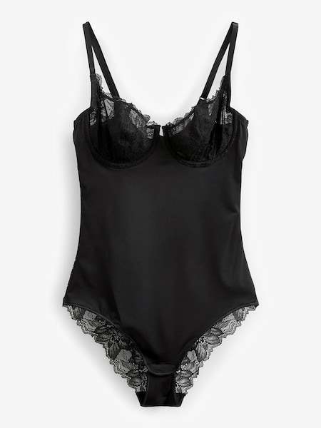 Black Smoothing Control Lace Non Pad Wired Body (U23888) | €24