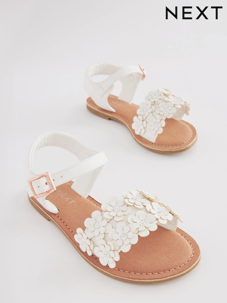 White Flower Detail Sandals (U65989) | € 4 - € 6