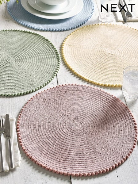 Set of 4 Pastel Pom Pom Placemats (U70830) | €18