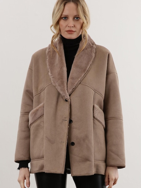 Religion Natural Short Faux Fur Shearling Coat with Shawl Collar (U74433) | €89
