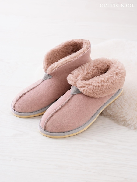 Розовый - Celtic & Co. Ladies Sheepskin Bootee Slippers (U76882) | €59