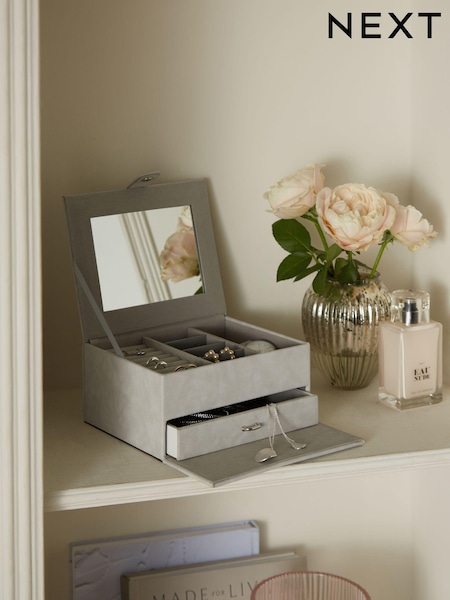 Grey Faux Leather Jewellery Box (U86507) | €28