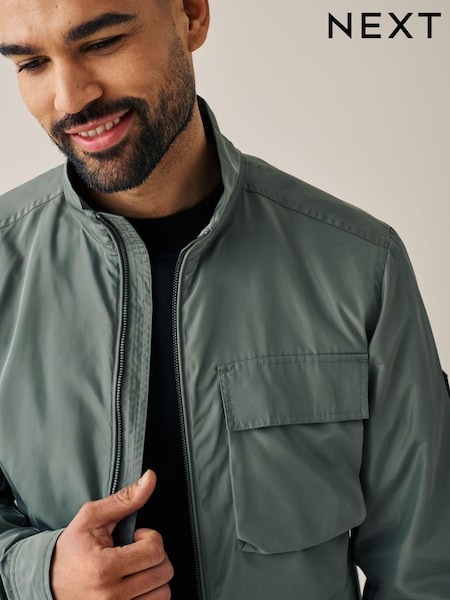 Salbeigrün - Funnel Neck Shower Resistant Jacket (U96353) | 41 €