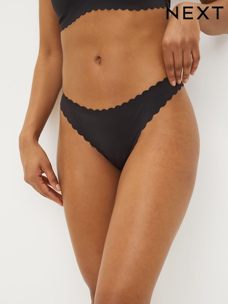 Black Thong No VPL Scallop Edge Knickers (U99073) | €9.50