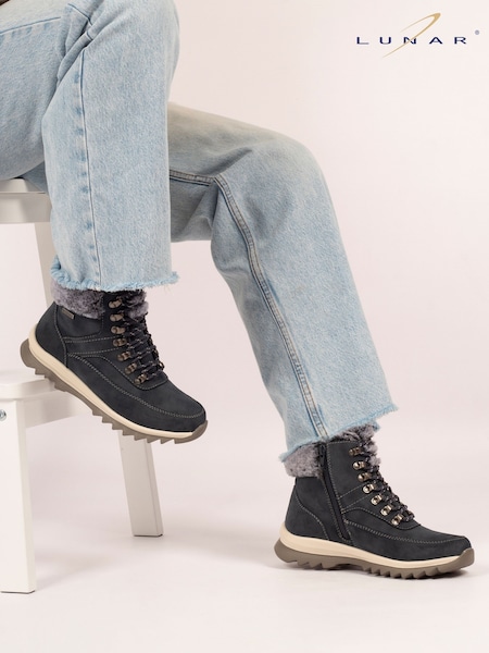 Lunar Blue Jett II Waterproof Boots (V00122) | €90