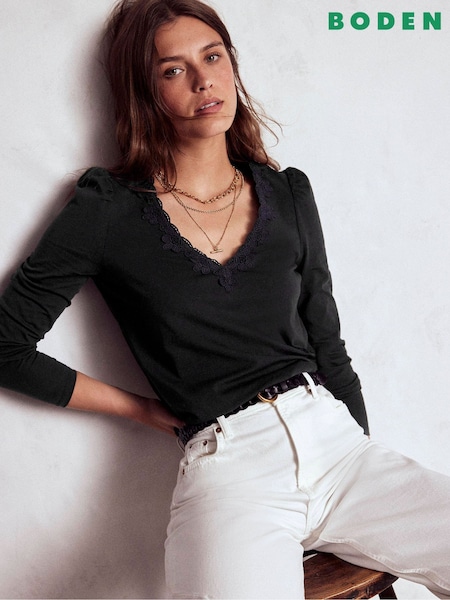 Boden Black Floral Lace V-Neck Top (V01916) | €61