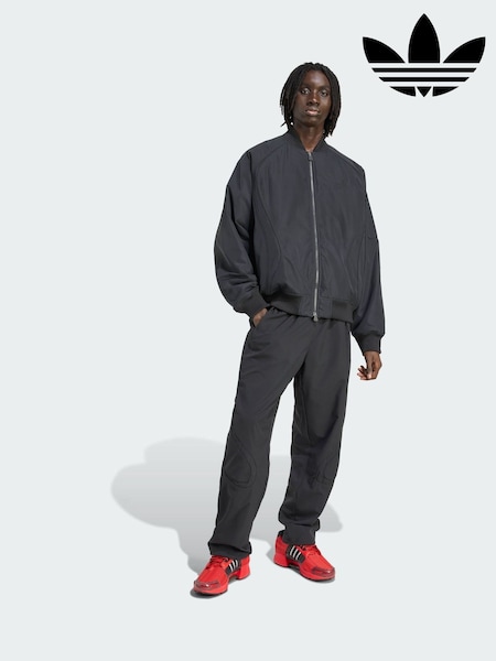 adidas Originals Black Team Geist Padded Jacket (V04422) | €184