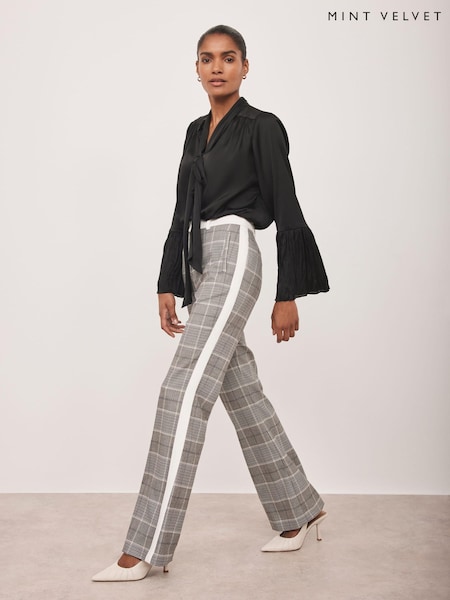 Mint Velvet Grey Checked Flared Trousers (V04926) | €165