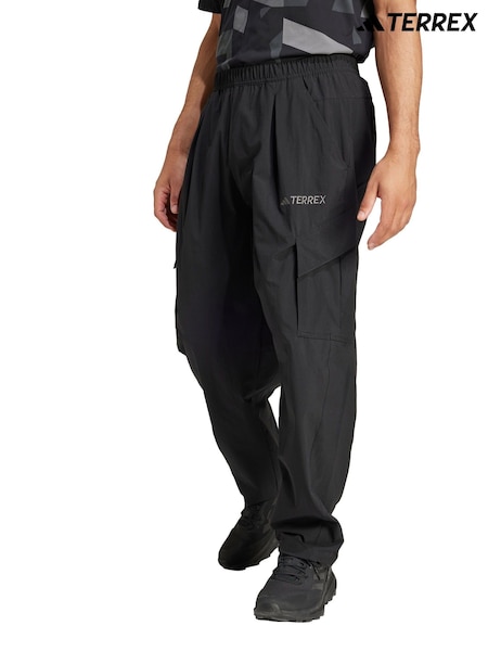 adidas Terrex Black Xploric Cargo Joggers (V06412) | €113