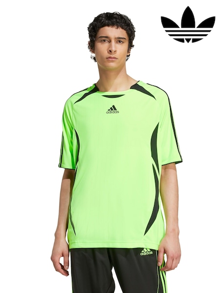 adidas Originals Green Teamgeist Adicolor T-Shirt (V06414) | €40