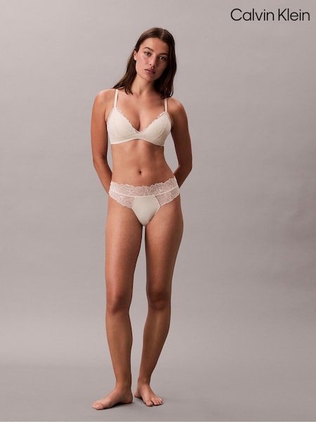 Calvin Klein White Thongs with Perfectly Fit Lace (V10474) | €32
