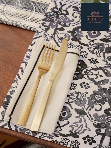 Bedeck of Belfast Set of 4 Charcoal Saja 100% Cotton Napkins (V11959) | R$ 235