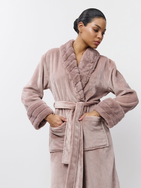 Aruelle Demi Luxury Full length Pink Bath robe with soft textured detail (V12895) | R$ 690