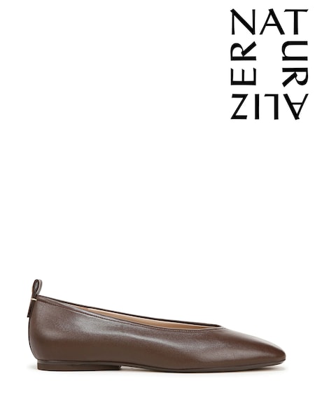 Naturalizer Carla Regular Fit Ballet Flats (V14983) | €146