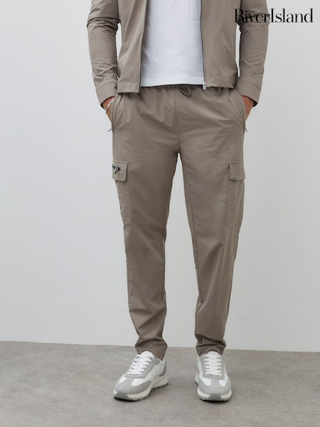River Island Brown Skinny Fit Stretch Cargo Trousers (V15860) | R$ 455