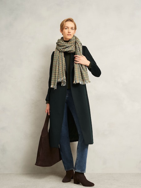Hobbs Natural Katherine Scarf (V16296) | 243 QAR