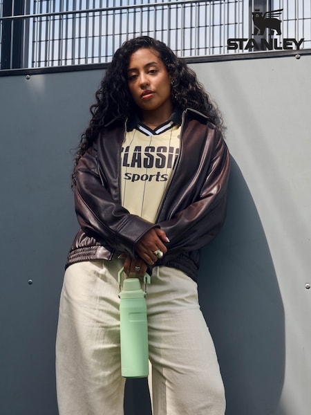 Stanley Pistachio IceFlow Bottle 0.7L (V16842) | €53