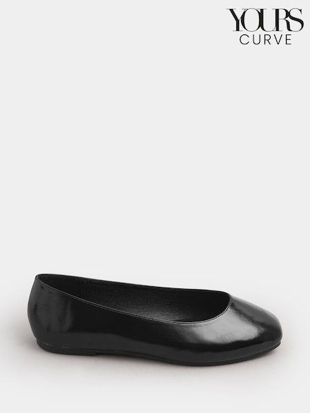 Yours Curve Black Extra-Wide Fit Square Toe Ballet Pumps (V19206) | R$ 235