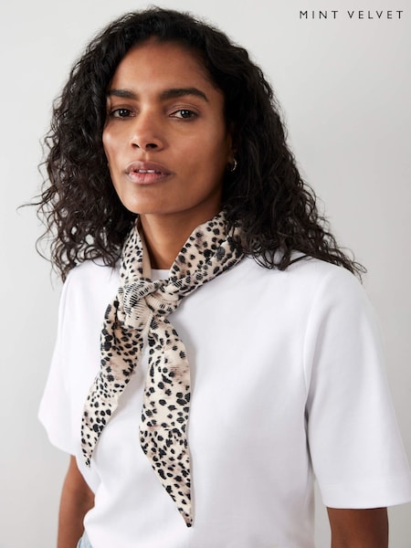 Mint Velvet Brown Leopard Print Triangle Neck Scarf (V19872) | €45