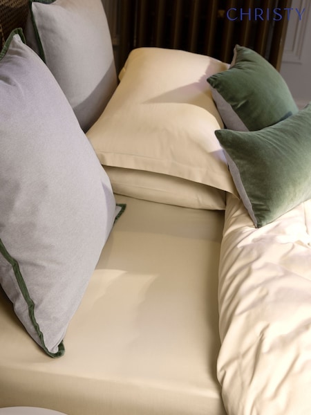 Christy Gold Smooth and Silky Cotton Sateen Pillowcase Pair (V20189) | €40