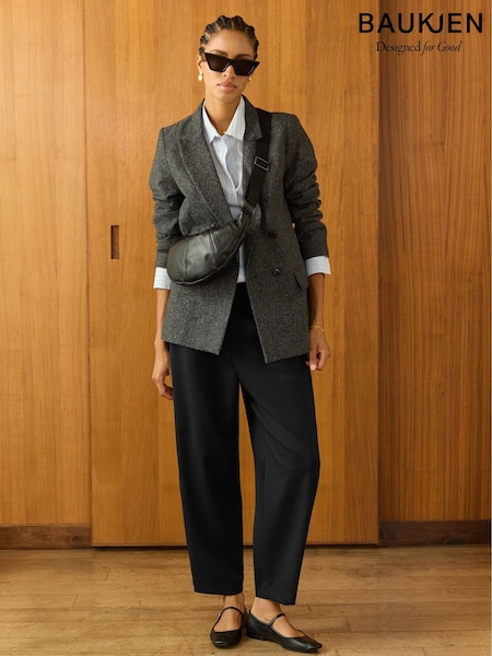 Baukjen Evora Wool Blend Barrel Leg Black Trousers (V25646) | R$ 1.570