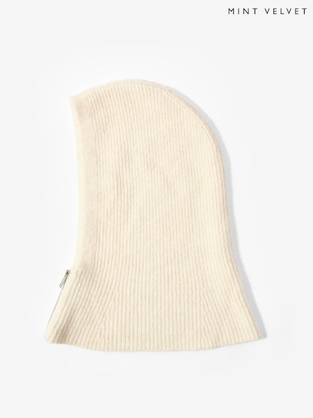 Mint Velvet White Cream Ribbed Knitted Hood Hat (V28313) | €62