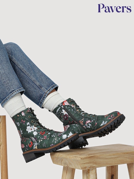 Pavers Wide Fit Lace-Up Ankle Boots (V28370) | R$ 445