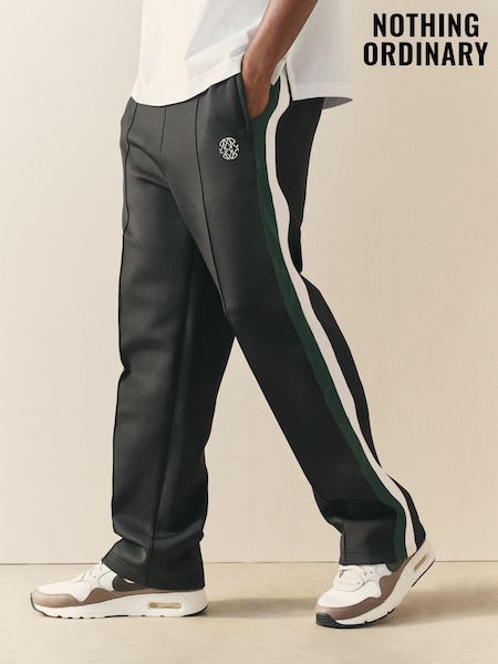 Nothing Ordinary Black Straight Fit Pintuck Side Striped Jogger (V29755) | kr707