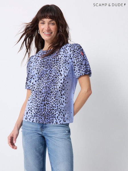 SCAMP & DUDE Blue Short Blouson Sleeve Top with Wild Leopard (V30080) | R$ 590