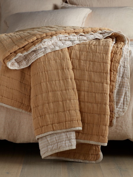 Secret Linen Store Yellow Vivienne Quilted Throw (V31870) | €148 - €189