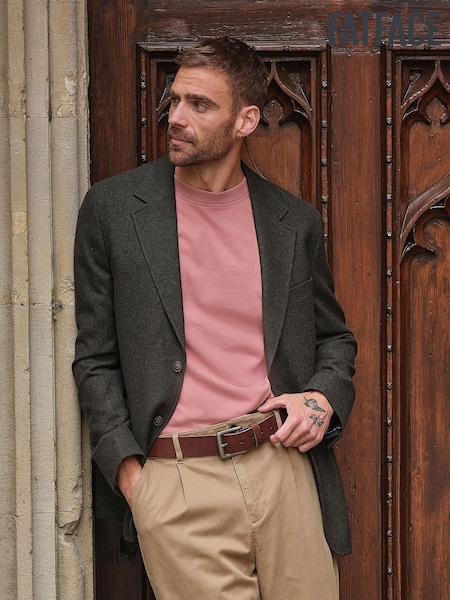 Akmens - Regular Fatface Perth Pleat Front Chinos
