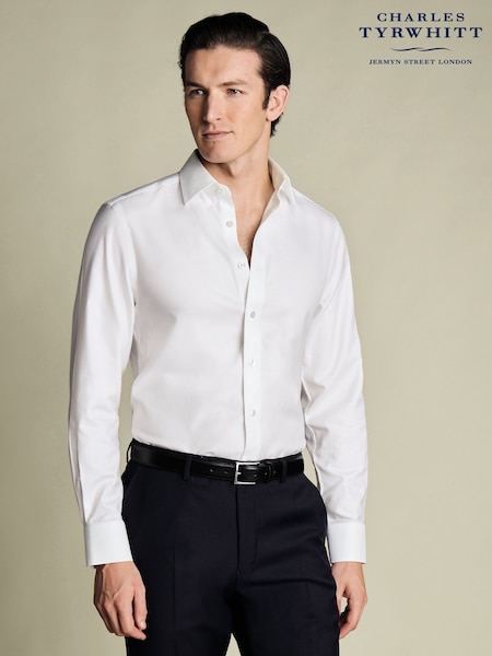 Charles Tyrwhitt Non Iron Twill Shirt (V39492) | R$ 690